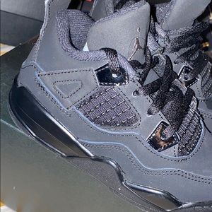 Jordan 4 retro